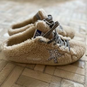 Golden Goose Super-Star Sabot Shearling Silver Star size 8/38
